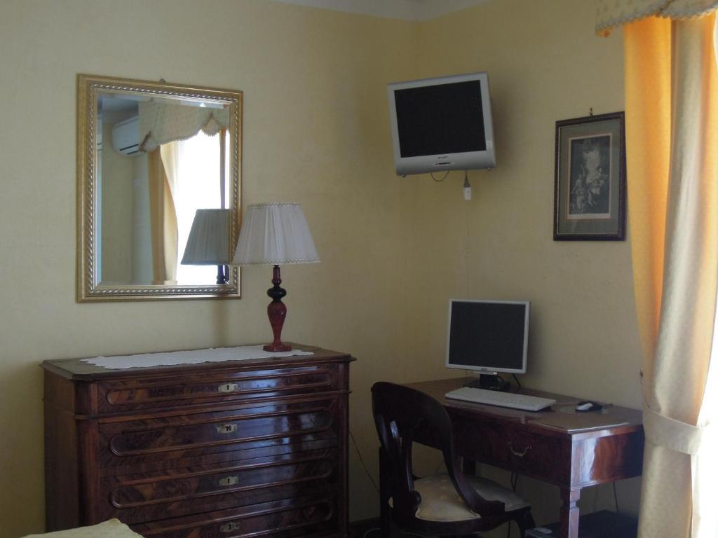 Hotel Sant'Agostino Paola Cameră foto